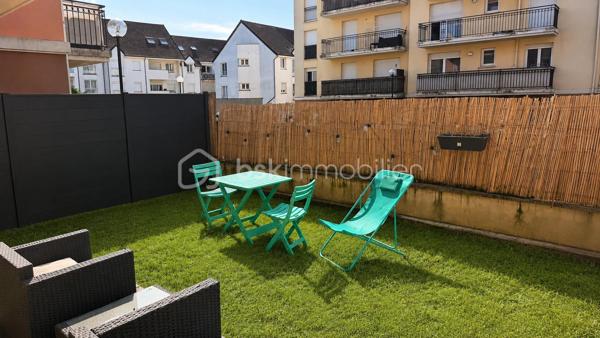 * INVESTISSEMENT CLÉ EN MAIN *

Découvrez ce studio de 30,86 m², situé au sein d’une résidence sécurisée de 2009, comprenant :

• Entrée indépendante
• Pièce de vie LUMINEUSE avec cuisine de 20,15 m²
• Salle d’eau avec WC
• Jardin privatif d’environ 20 m² (côté cour intérieure)
• Place de stationnement privative

• Locataire en place depuis 2019
• Loyer : 632,70 € HC / mois
• Rentabilité brute : 5,35 %
• DPE C
• Aucune anomalie électrique

À proximité immédiate des commerces, des transports et des principaux axes routiers (A4 – Francilienne), dans un secteur recherché de Pontault-Combault.

Conseillère ouverte à l’inter cabinet.