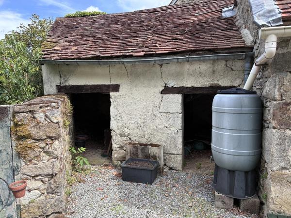 Maison de village française traditionnelle