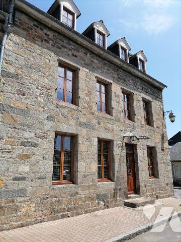 Propriété de caractère comprenant une maison de Maître ainsi qu'une maison secondaire