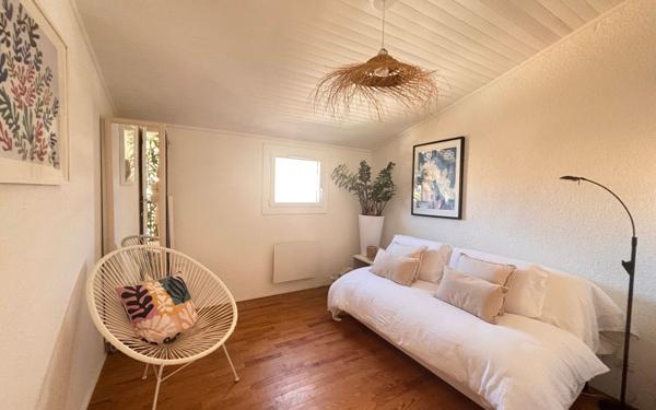Appartement à vendre    4 pièces • 77,31 m2 Bandol