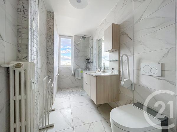 Appartement T4 à vendre  4 pièces - 76,80 m2 BAGNOLS SUR CEZE - 30