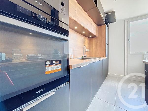Appartement T4 à vendre  4 pièces - 76,80 m2 BAGNOLS SUR CEZE - 30