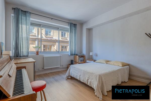 T5 DE 145m2 AVEC TERRASSE