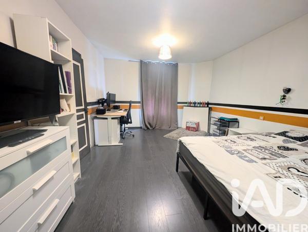 Maison à vendre 5 pièces 105 m² Cesson