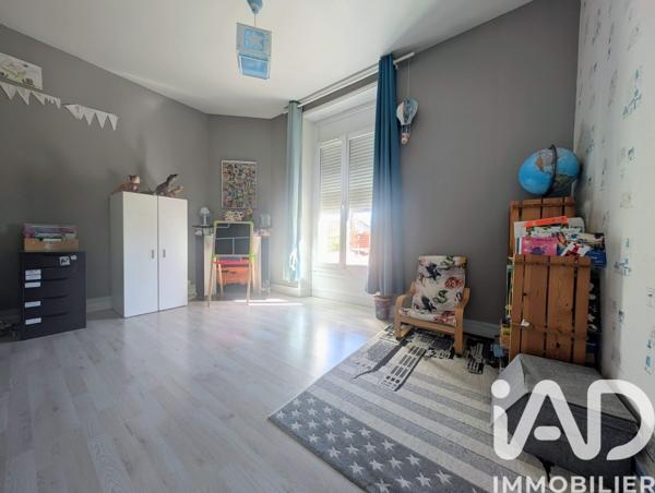Maison à vendre 5 pièces 105 m² Cesson