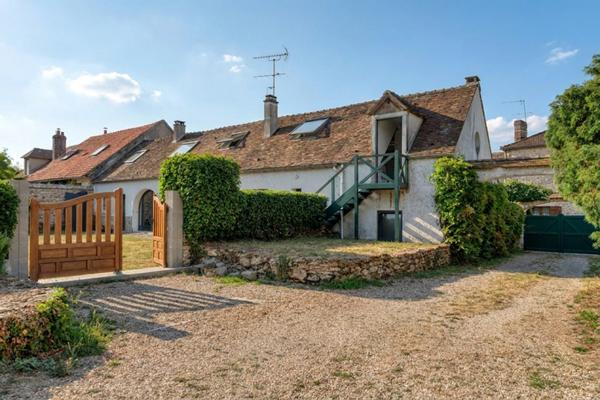 EXCLUSIVITE - Dpt Yvelines (78), à vendre à AUTOUILLET, Maison de caractère 5 pièces