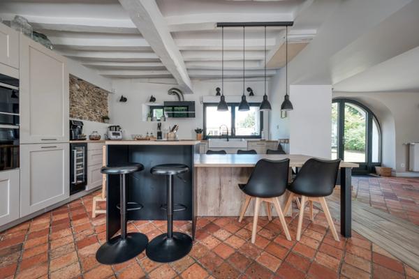 EXCLUSIVITE - Dpt Yvelines (78), à vendre à AUTOUILLET, Maison de caractère 5 pièces