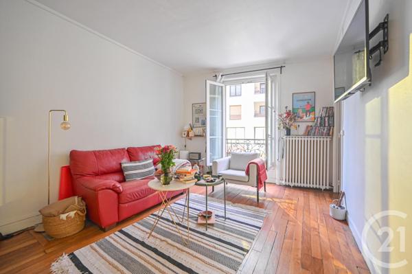 Appartement F2 à vendre  2 pièces - 43 m 2   PARIS  - 75020