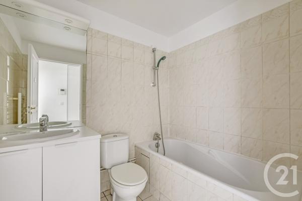 Appartement F2 à vendre  2 pièces - 43 m 2   PARIS  - 75020