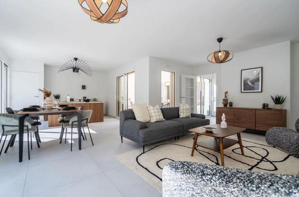 Spacieux T2 46.70 m² de standing – Lyon 4ᵉ Croix-Rousse Garage inclus