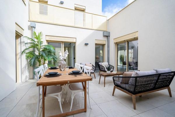 Spacieux T2 46.70 m² de standing – Lyon 4ᵉ Croix-Rousse Garage inclus