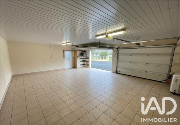 Maison à vendre 15 pièces 288,42 m² Chantonnay