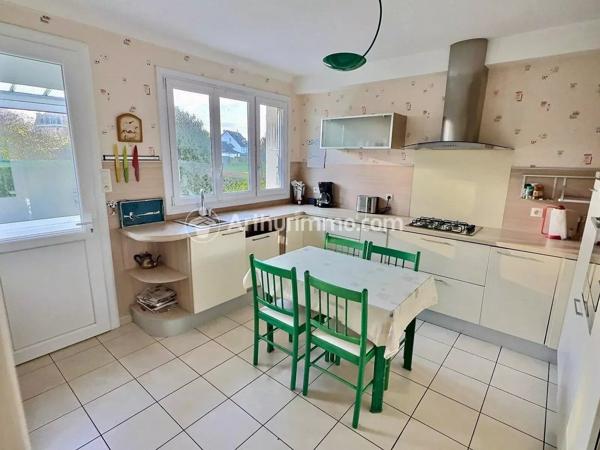 Vente                                                      Maison
                        
                     6 pièces                      146 m2                     à Binic-Étables-sur-Mer