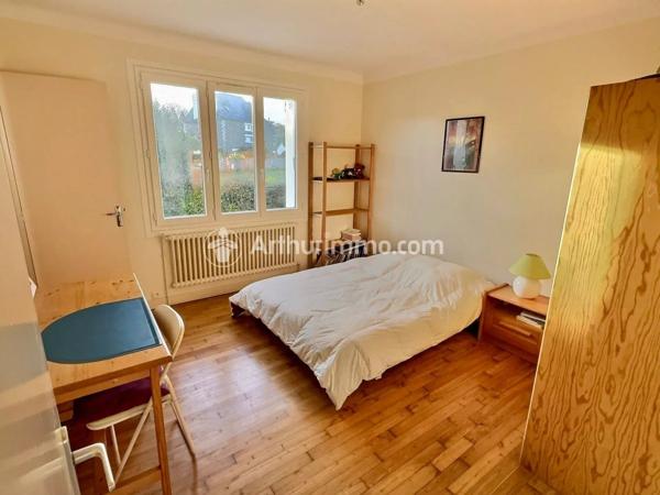 Vente                                                      Maison
                        
                     6 pièces                      146 m2                     à Binic-Étables-sur-Mer