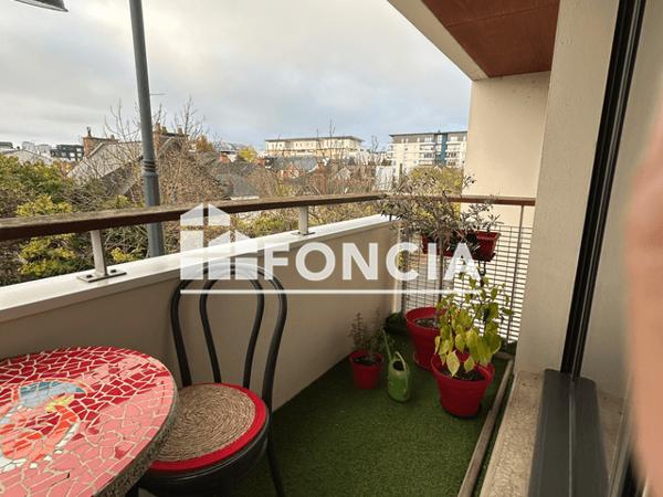 Location Appartement 2 pièces 44.99 m² - LES 2 RIVIERES Rennes 35000