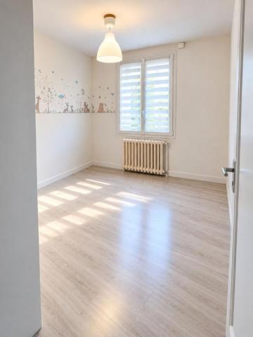 Maison de ville  rénovée Châlons-en-Champagne 140m2