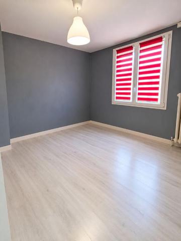Maison de ville  rénovée Châlons-en-Champagne 140m2