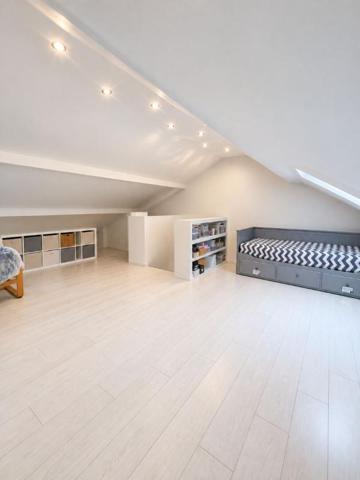 Maison de ville  rénovée Châlons-en-Champagne 140m2
