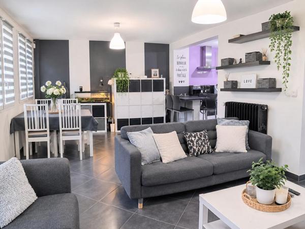 Maison de ville  rénovée Châlons-en-Champagne 140m2