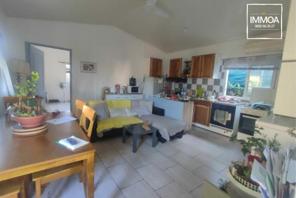 Terrain à vendre de 796 m2 vendre secteur BOURBIER les hauts Saint-Benoit 97470