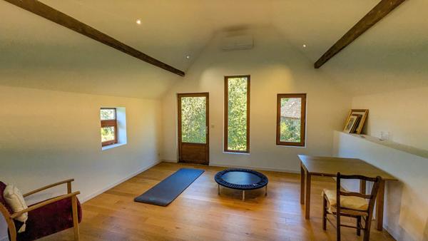 Ferme en pierre avec 6 chambres et piscine chauffée près de Gramat, Lot