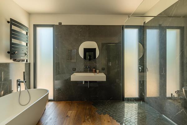 Villa contemporaine avec sa piscine, à 15 minutes de Bordeaux ? Bouliac