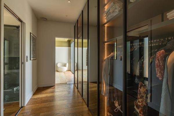 Villa contemporaine avec sa piscine, à 15 minutes de Bordeaux ? Bouliac
