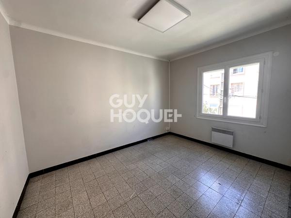 A vendre à Perpignan (66000) quartier MOYEN VERNET Maison 2 faces F5 de 112 m² avec garage et jardin.