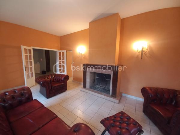 Maison traditionnelle de 316 m²