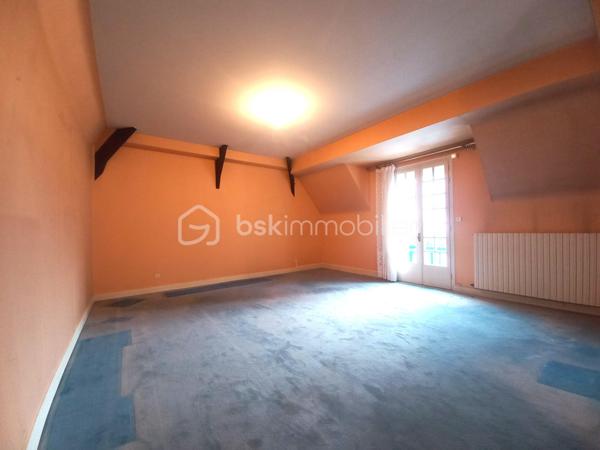 Maison traditionnelle de 316 m²