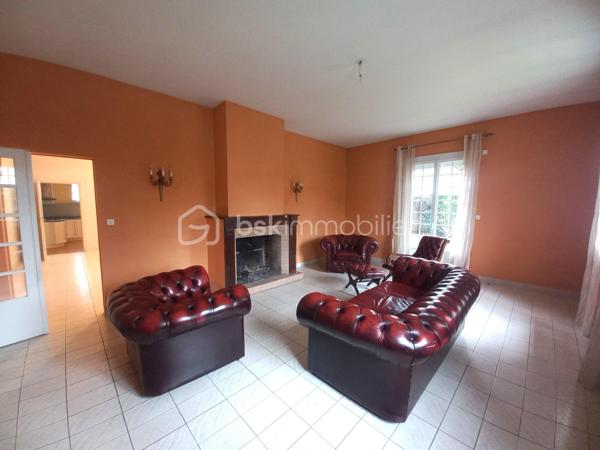 Maison traditionnelle de 316 m²