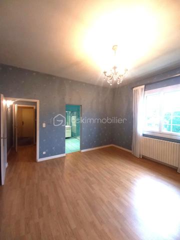 Maison traditionnelle de 316 m²