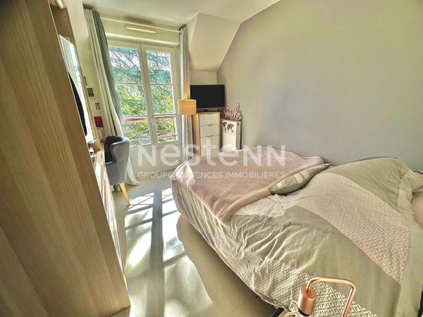 Maison familiale de 135m2 avec 5 chambres, jardin exposé sud-ouest, insert à bois, combles aménagés - Quartier des Sablons, Igny (Plateau de Saclay°