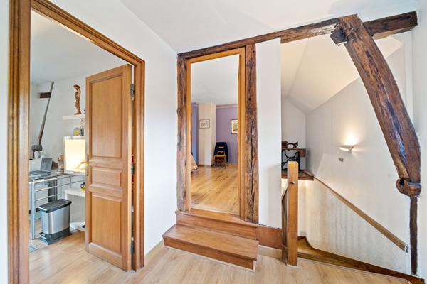 Maison en pierre rénovée à Sainte Hélène de 160 m² avec 4 chambres