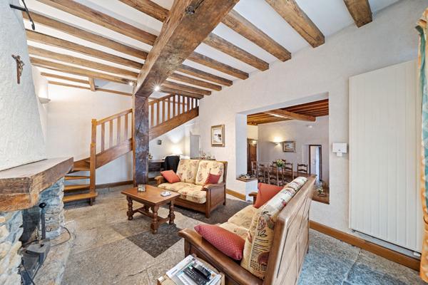 Maison en pierre rénovée à Sainte Hélène de 160 m² avec 4 chambres