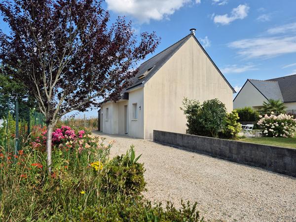 SAINT SAUVEUR (29400) - Maison 5 pièces 110 m2 Saint sauveur