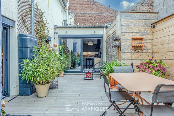 Charmante maison de ville avec terrasse en hyper centre de Camon