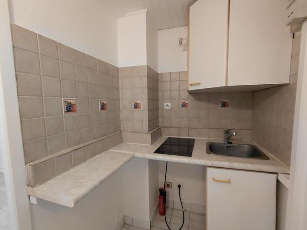 Studio rez-de-chaussée / non meublé