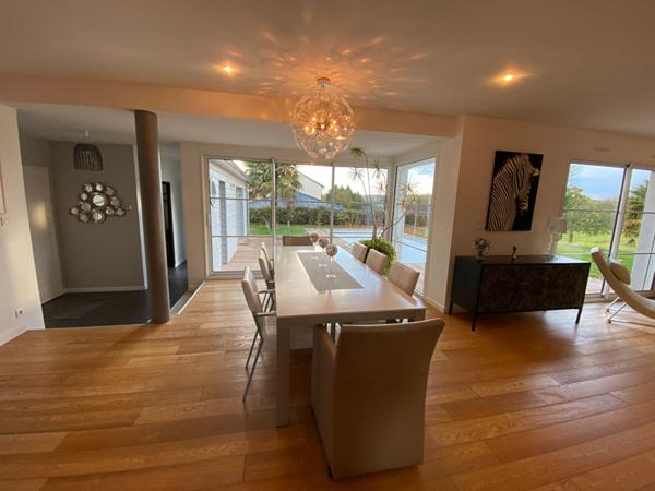 MAISON CONTEMPORAINE D'ARCHITECTE 5 CHAMBRES // PLOUER SUR RANCE// AXE RENNES -SAINT MALO à 2 mn