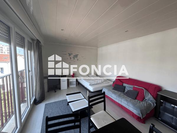 Location Studio meublé 30.9 m² - LE BOILEAU 75 RUE BOILEAU La Roche Sur Yon 85000