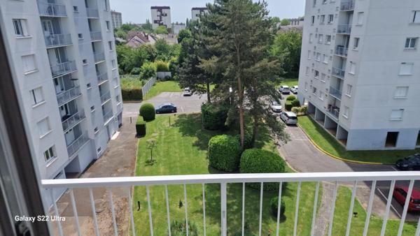 Appartement  2 pièce(s) Luce 28110  Balcon