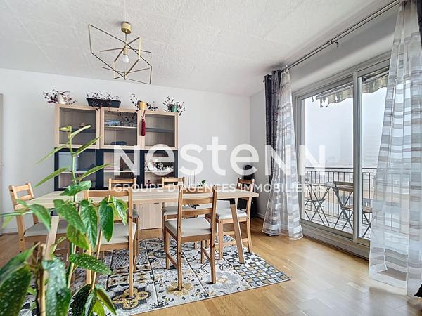 RILLIEUX LA PAPE APPARTEMENT T5 85.51 M² AU 7 ÈME ÉTAGE 3 CHAMBRES GRAND BALCON ET UNE CAVE