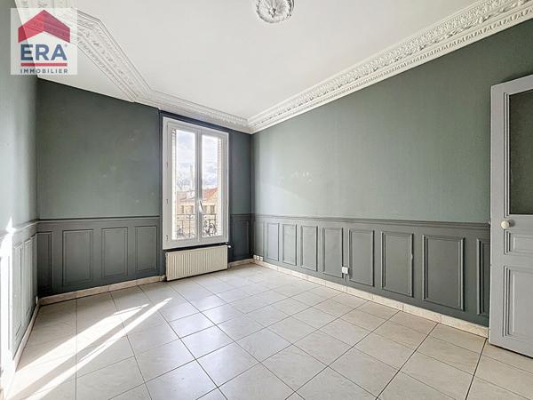 A VENDRE - 2 PIECES 41m² - M°PIERRE ET MARIE CURIE