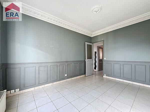 A VENDRE - 2 PIECES 41m² - M°PIERRE ET MARIE CURIE