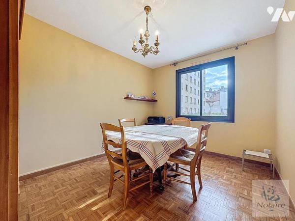 Marseille - Appartement T3 de 62 m² avec balcon, cave et garage