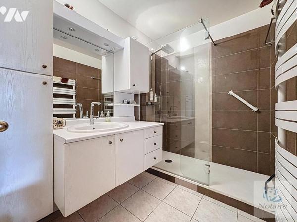 Marseille - Appartement T3 de 62 m² avec balcon, cave et garage