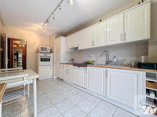 Marseille - Appartement T3 de 62 m² avec balcon, cave et garage