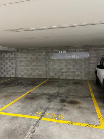 PLACE DE STATIONNEMENT A LOUER - SAINT MAURICE