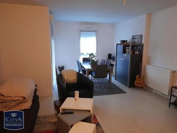 Appartement à louer 3 pièces 65.85m²