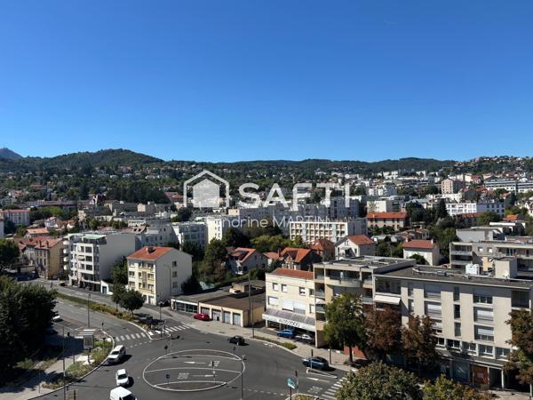 Appartement T3 meublé, 71m2 au 10ème étage/15, parking couvert et sécurisé.